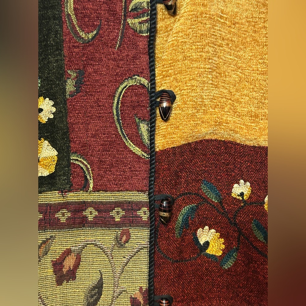Ultimate Vintage Tapestry Jacket L | Patchwork Floral Embroidered Grandmacore - Picture 11 of 12